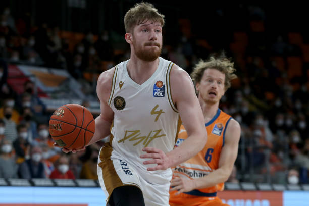 她的出色表 她的出色表