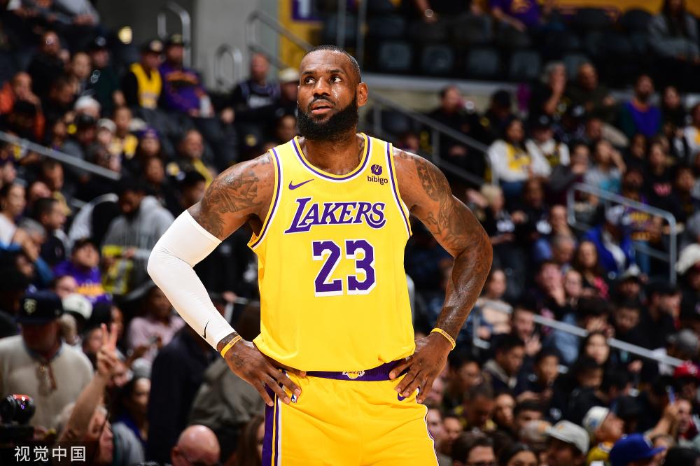 湖人两队的 湖人两队的