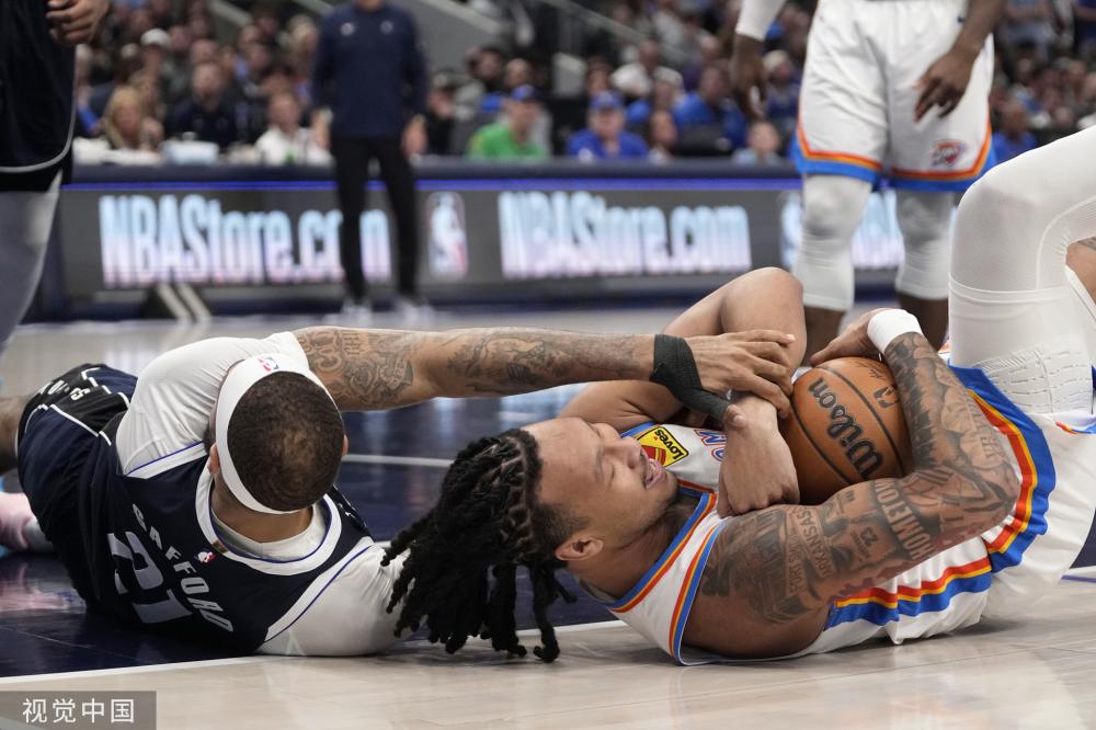 莱昂纳德用 莱昂纳德用