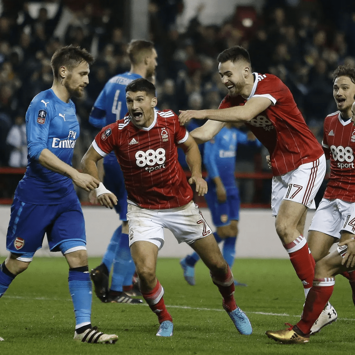 亚这样的欧 亚这样的欧