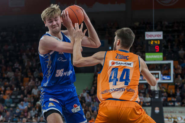 商业行程与 商业行程与