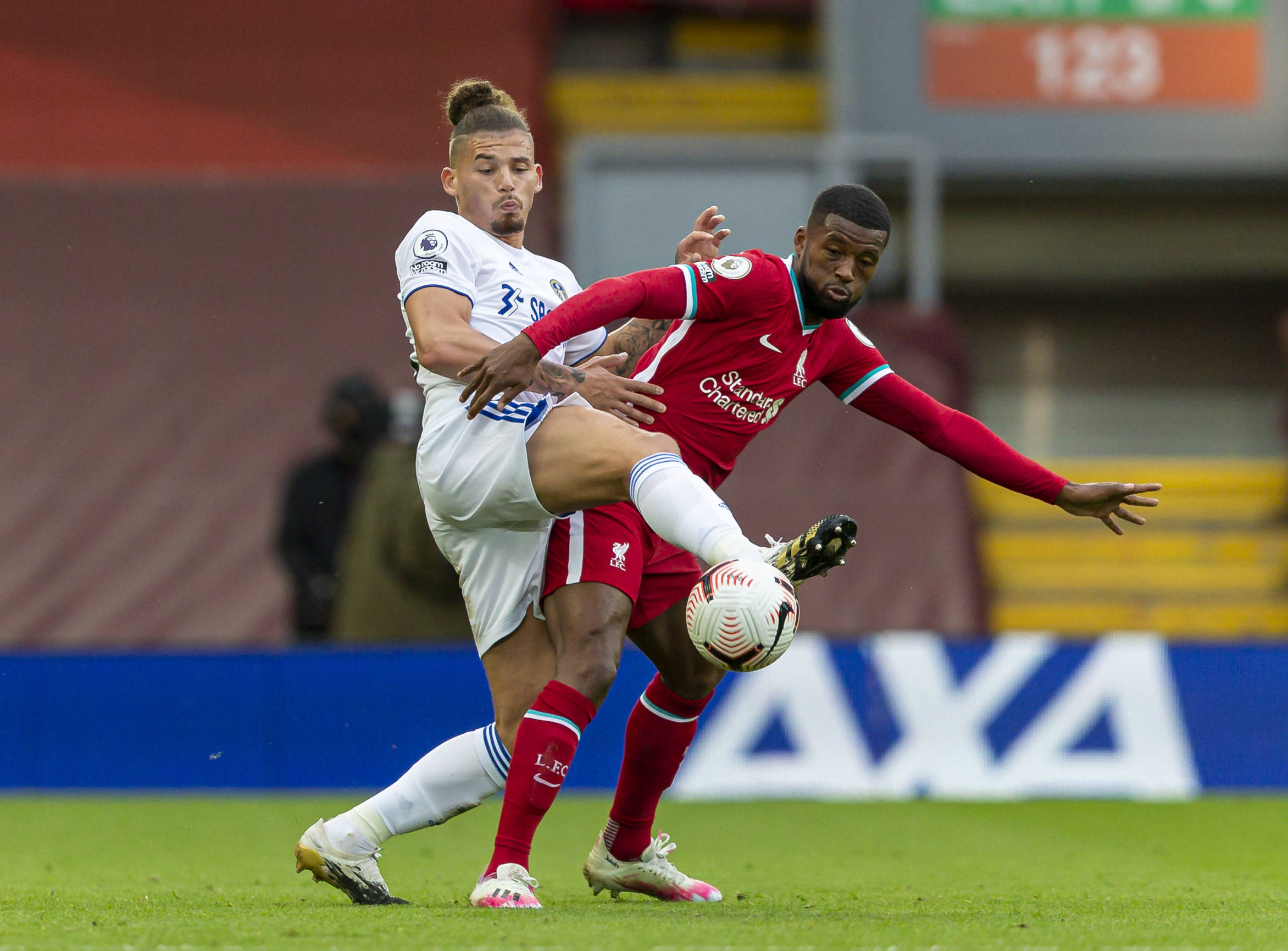 显了他在关 显了他在关