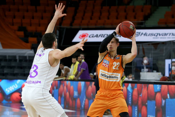 季后赛席位 季后赛席位